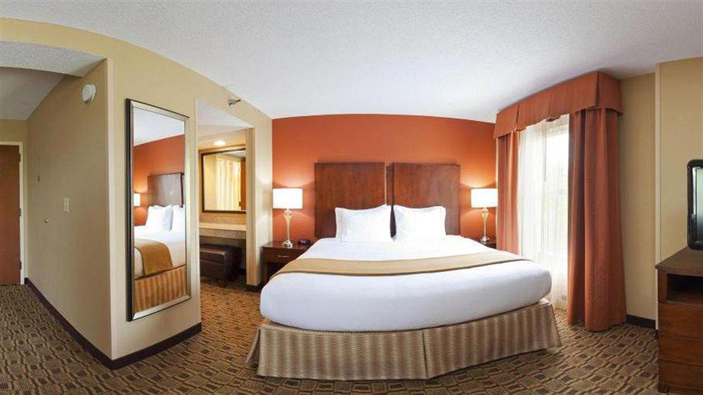 Comfort Suites Near Birkdale Village- Huntersville Exteriér fotografie