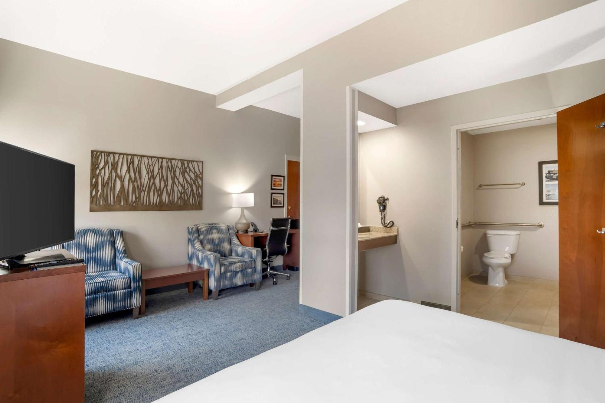 Comfort Suites Near Birkdale Village- Huntersville Exteriér fotografie