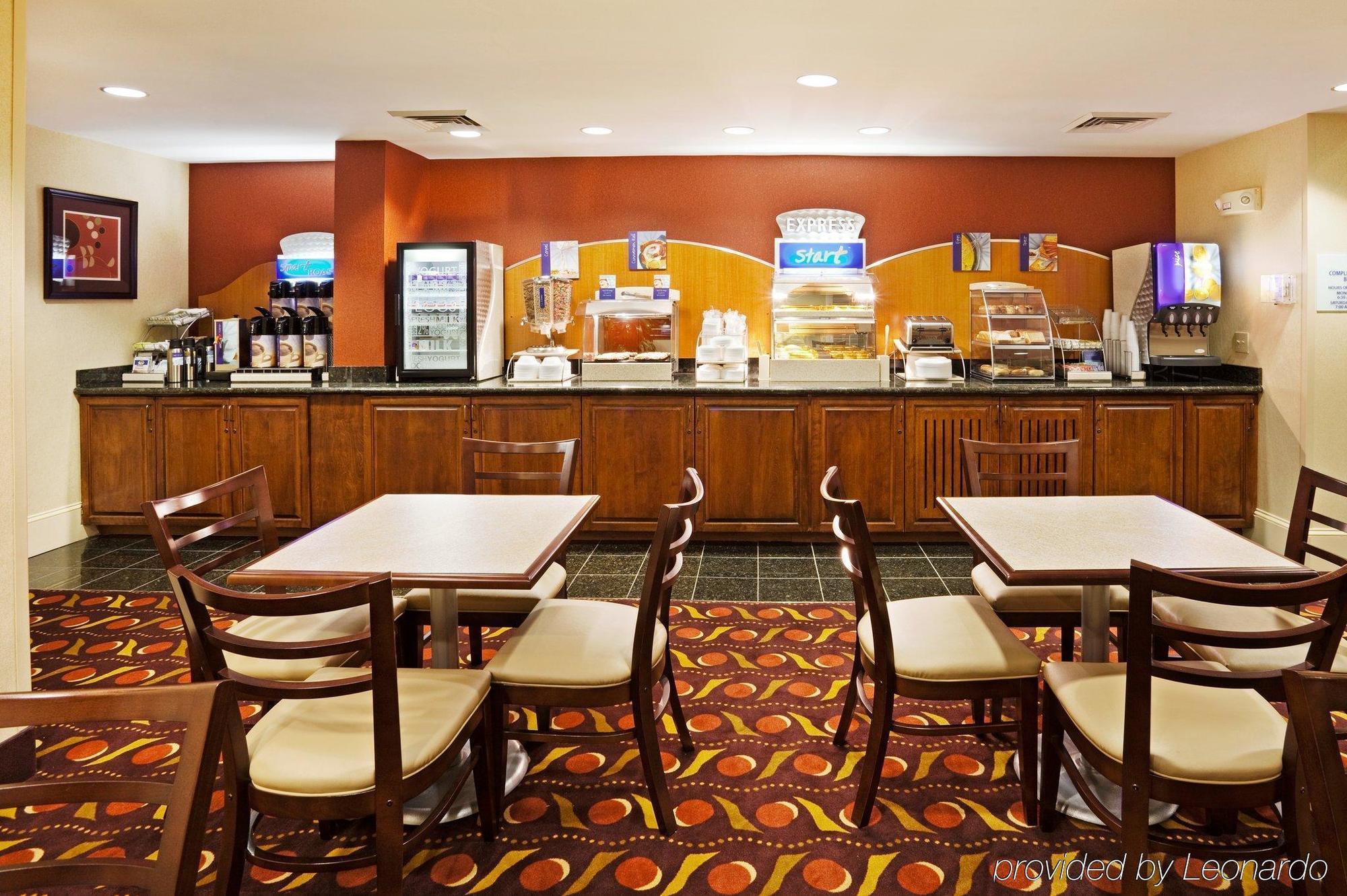 Comfort Suites Near Birkdale Village - Huntersville Restaurace fotografie